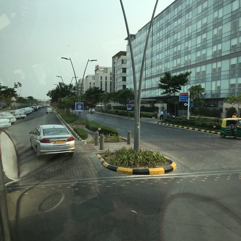 Meet your Posher, Zubi